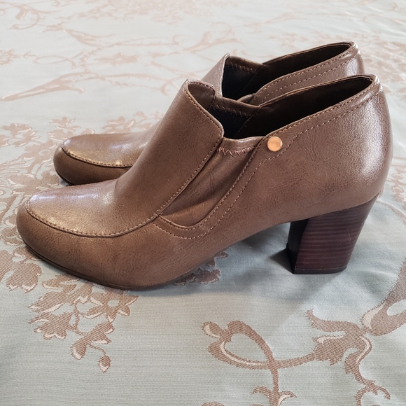 Franco Sarto Rebound Taupe Bootie Women’s Size 10M - Picture 5 of 12